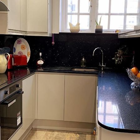 Stylish And Cosy 3 Bedroom Appartment Londra Esterno foto