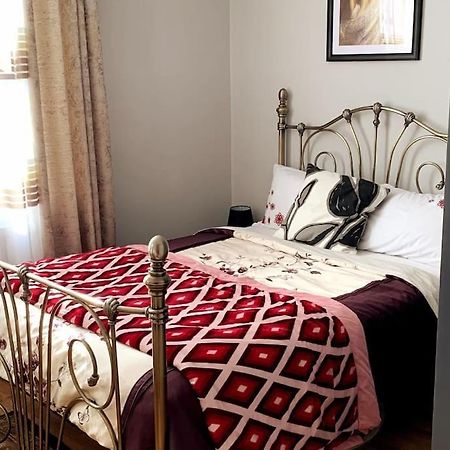 Stylish And Cosy 3 Bedroom Appartment Londra Esterno foto